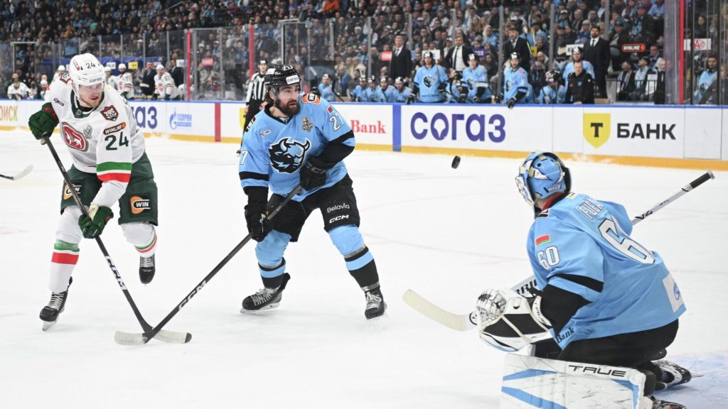 АкБарсЗаглав